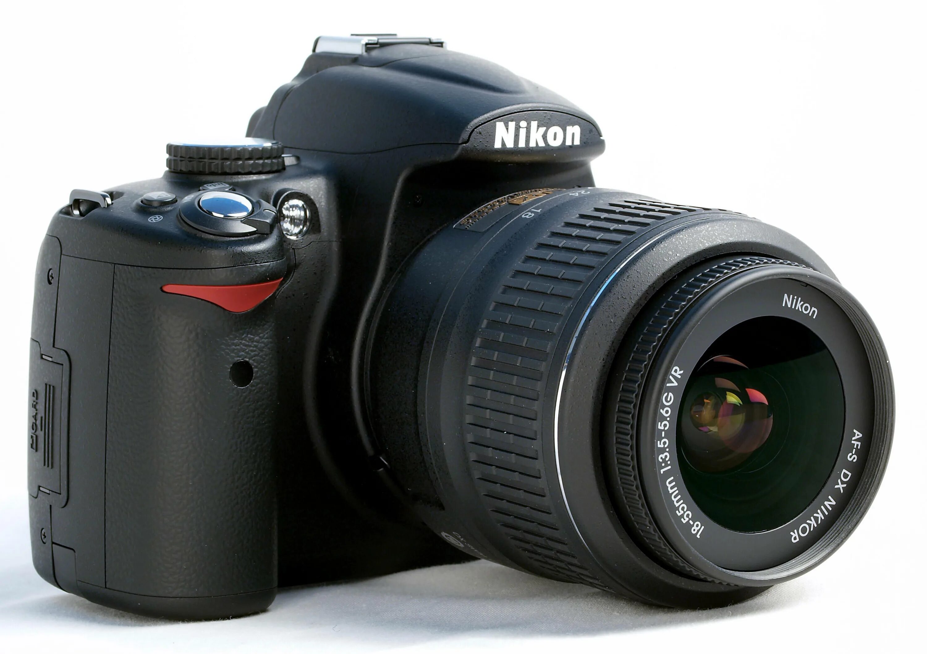 Nikon d5000. Зеркальный фотоаппарат Nikon d5000.