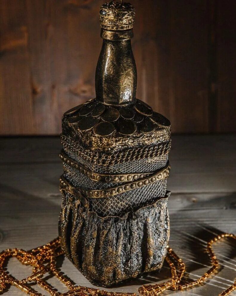 Декоративные бутылки с крупами. Декоративные бутылки своими руками. Декорация бутылок. Декор бутылок своими руками. Необычный декор бутылок.
