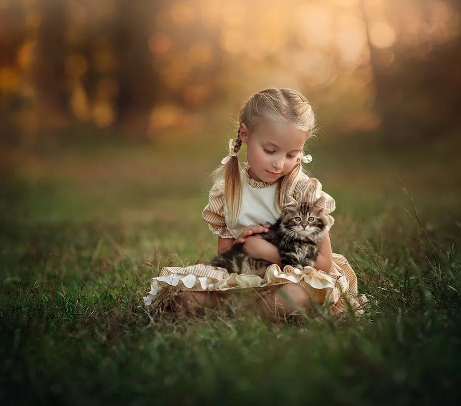 художественная съемка детей. профессиональные снимки детей. лиза холлоуэй фотографии. профессиональная фотосъёмка детей дома. профессиональная фотосъемка детей.