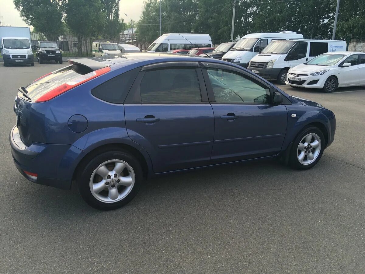 Ford Focus 2005 хэтчбек синий. Форд фокус 2005 года хэтчбек. Форд фокус 2 хэтчбек 2005 года. Форд фокус 1 хэтчбек синий. Форд фокус хэтчбек с пробегом