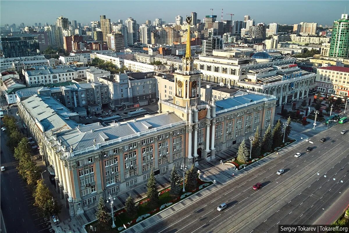 Смотрящие городов россии. Современный российский город. Широкий проспект. Фото российских городов. Крупные города России фото.