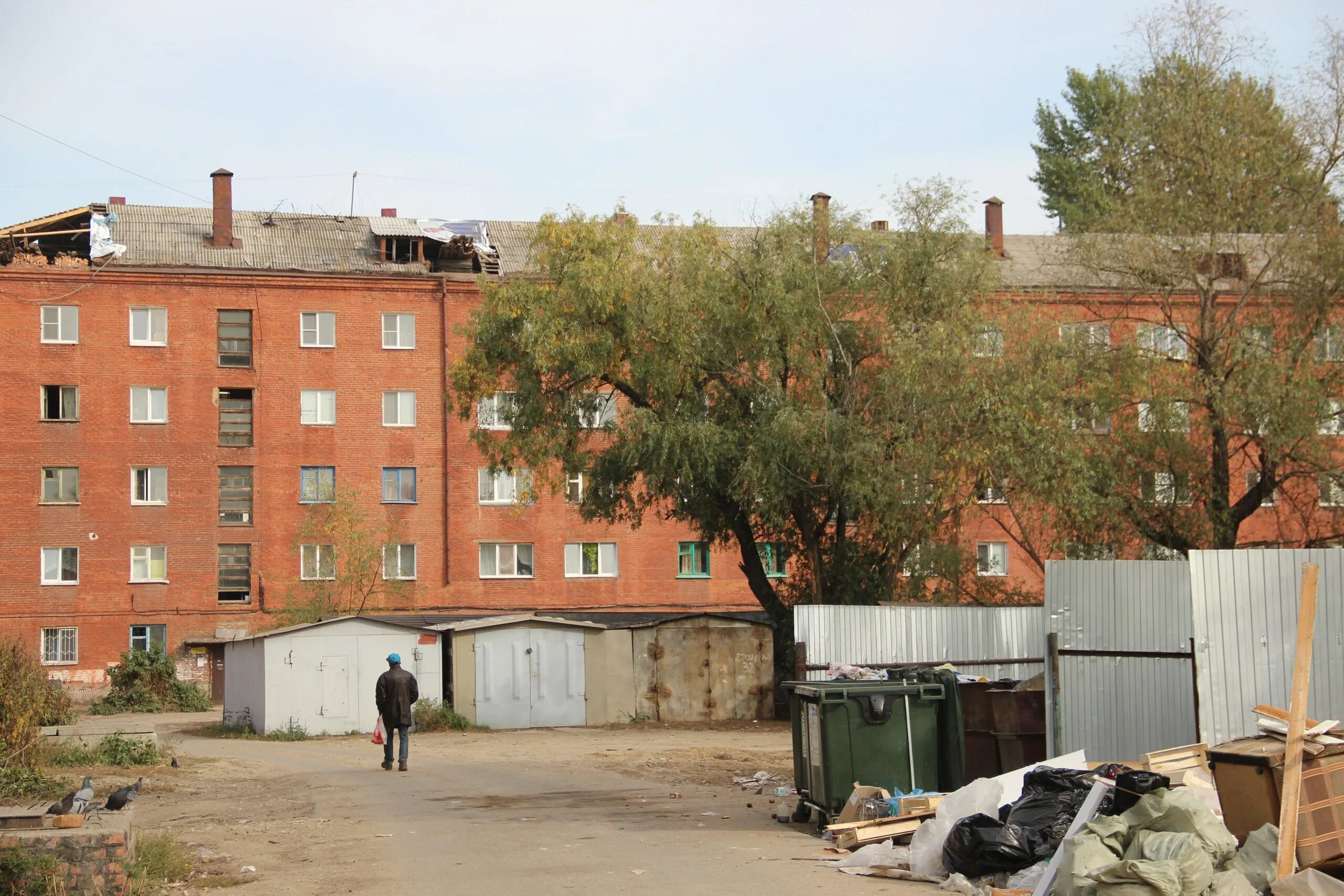 крыша дома омск. руферы омск. кафе на крыше новокузнецк. омск дыра. открытые крыши омск.