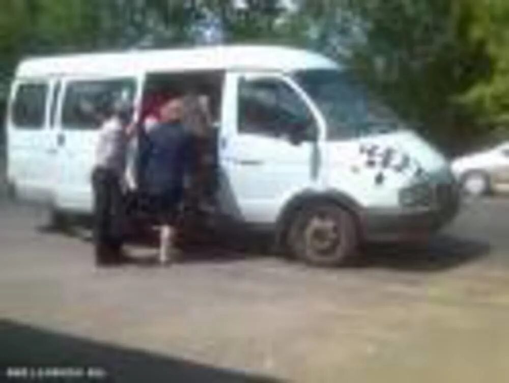 Ездиют на автобусе