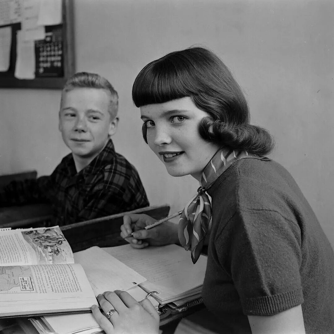 Поколения 50 х. Американские школьники 80-х. Школьник 50 х годов. Американские школьники 50-х годов. 1958 Год США.
