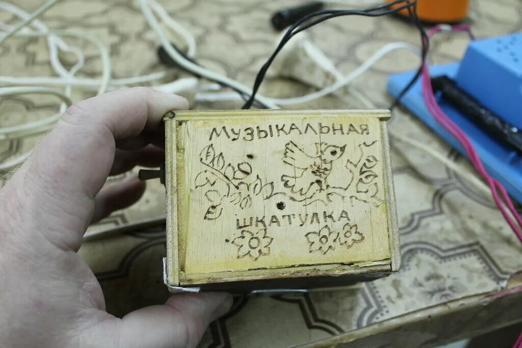Из чего можно выжигатель. Выжигатель по дереву 220 вольт. выжигатель рокот 30 вт, 23 предмета. выжигатель stanley. самодельный выжигатель.