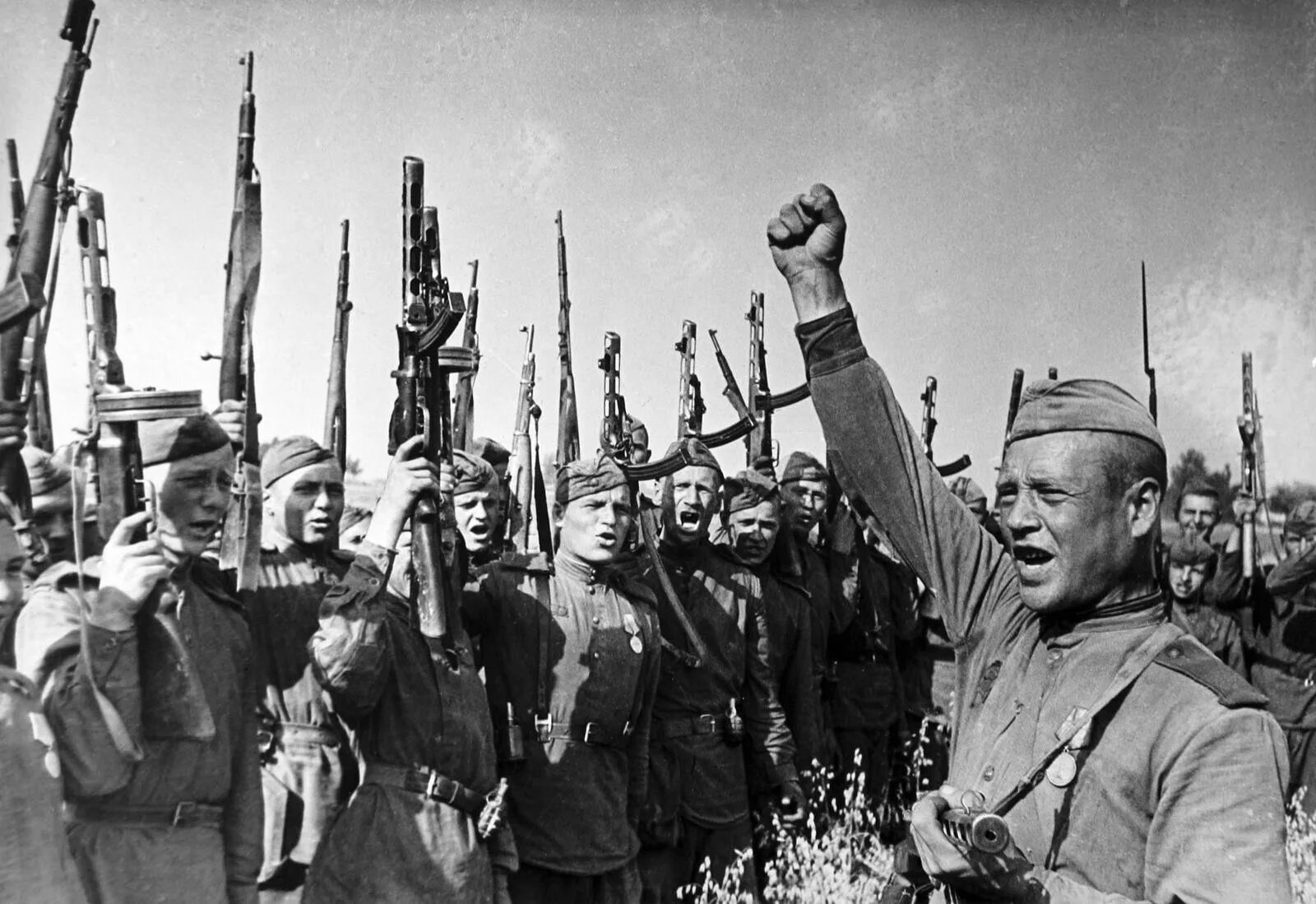 Wikipedia:Featured pictures/History/World War II - Wikipedia