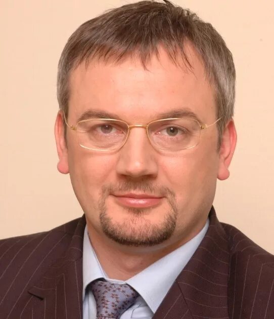 Е эксперты