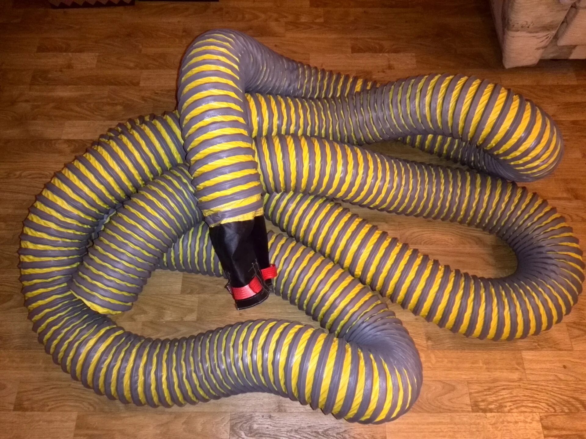 Воздухонагреватель master bv 77 e. Гофра для тепловой пушки 215мм. Рукава для тепловой пушки мастер bv470fs 270 мм. Гофры для тепловых пушек. Гофра для тепловой пушки 215мм.