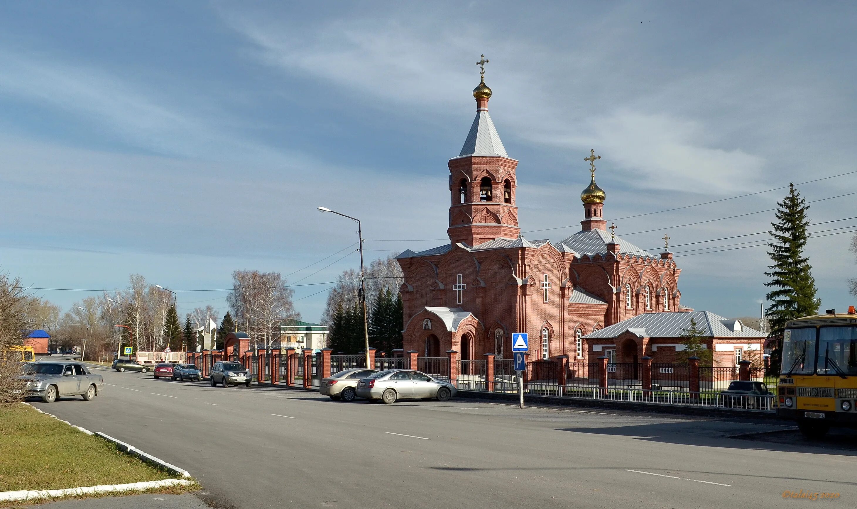 Г курья. Храм иконы Божией матери Знамение Курья. Курья Канск. Храм в Курье Пермь. Курья Томск.