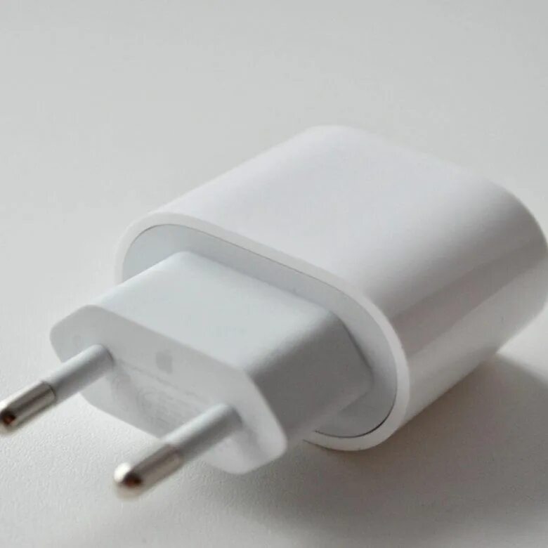 блок usb c apple 20w. оригинальный блок питания iphone 20w. оригинальный блок питания iphone 20w. сзу apple usb-c power adapter 20w mhje3zm/a. Apple usb-c 20w power adapter.