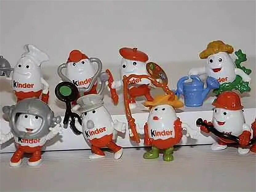 Киндер киндерино профессии. Коллекция киндеров киндерино. Макси киндер киндерино. Киндер сюрприз киндерино спорт. Киндер сюрприз киндерино профессии.