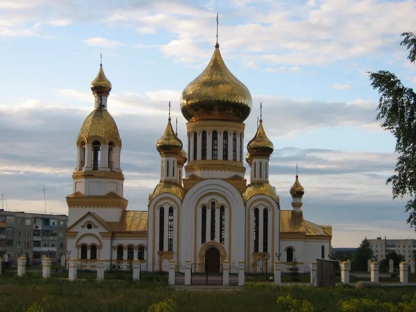 Храм п Комсомольский Мордовия. Поселок Комсомольский Чамзинский район. Чамзинский район Мордовия Комсомольский. Храм в Чамзинке Республика Мордовия. Мордовия чамзинский район п комсомольский