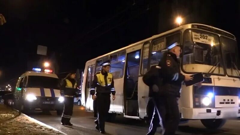 Сегодня в Назарово автобус сбил пассажира 21 . 10. 22 Год.