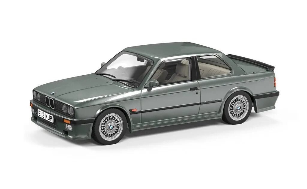 Bmw e30 седан 1:43. Bmw e30 320i. Bmw 3 e30. Бмв е30 320i. Бмв е30 моделька.