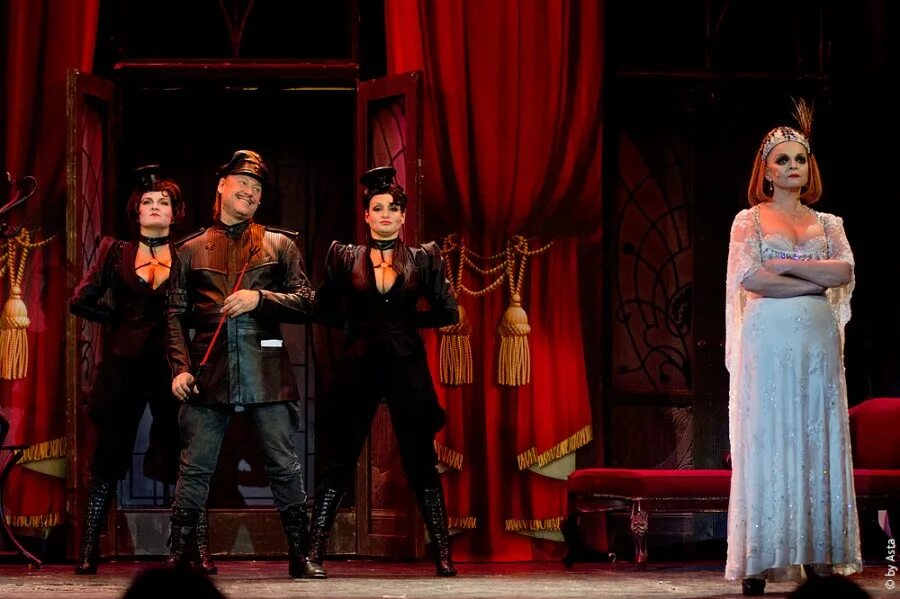 мата хари любовь и шпионаж о чем. долина любовь и шпионаж. любовь и шпионаж мюзикл. мюзикл мата хари. мата хари любовь и шпионаж.