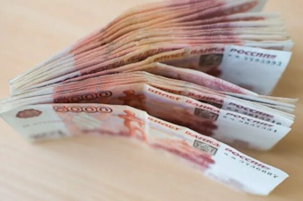 25 тысяч рублей. пятитысячная купюра. 35 тысячных. 35 тысячных. заработная плата картинки.