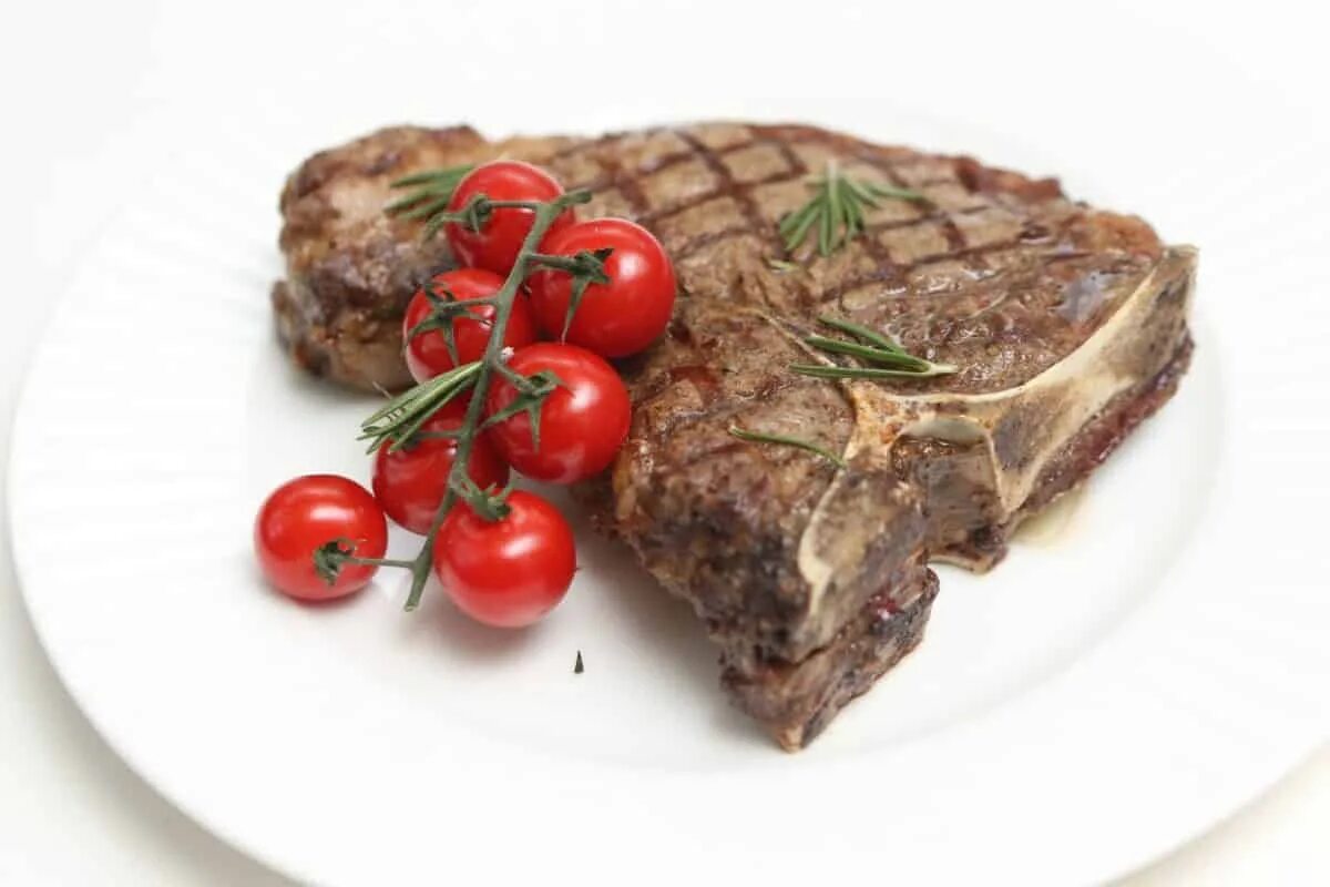 Флорентийский стейк (портерхаус). Кьянина стейк. Кьянина стейк. Флорентийский стейк (бифштекс). Флорентийский стейк.