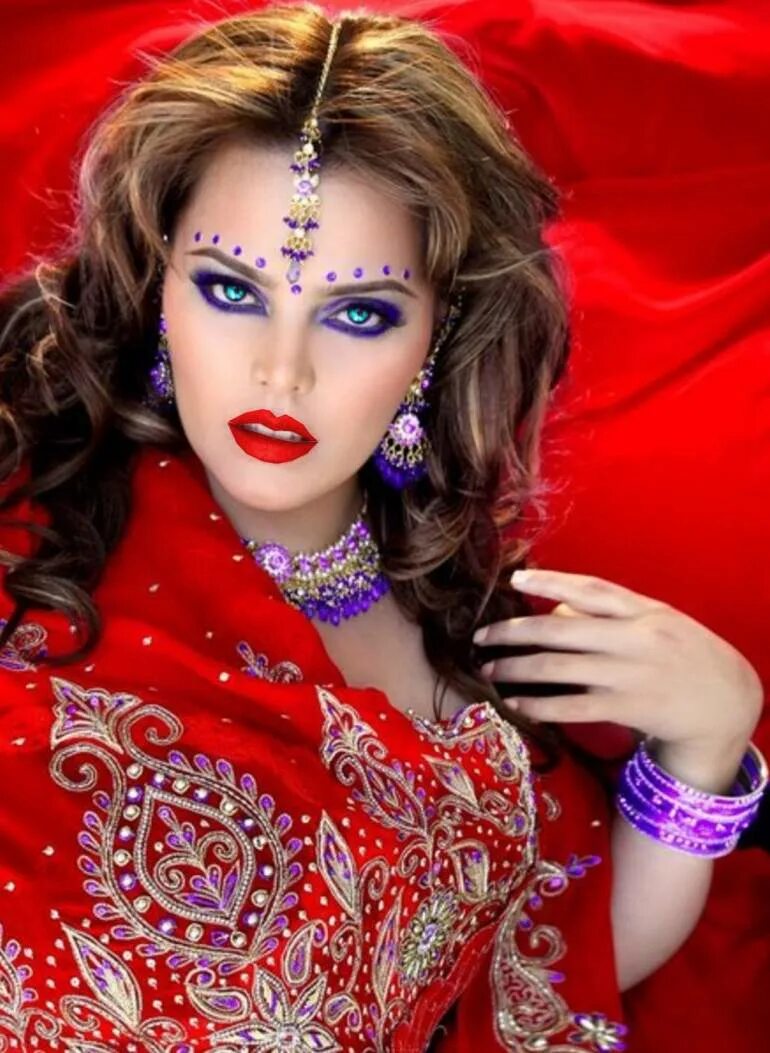 Географическое понятие древний восток. Восточная красавица. Хюррем султан в гареме. Великолепный век хюррем султан. Под восток.