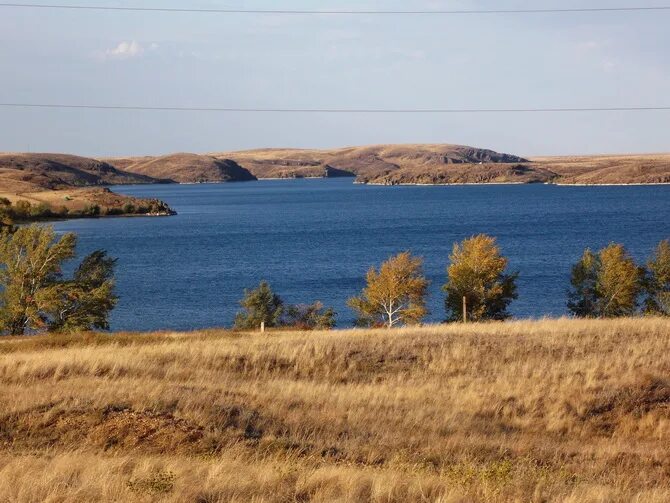 Река Урал Ириклинское водохранилище. Ириклинское водохранилище Оренбургская область. Река Ирикла Оренбургской области. Ириклинское море в Оренбургской области.