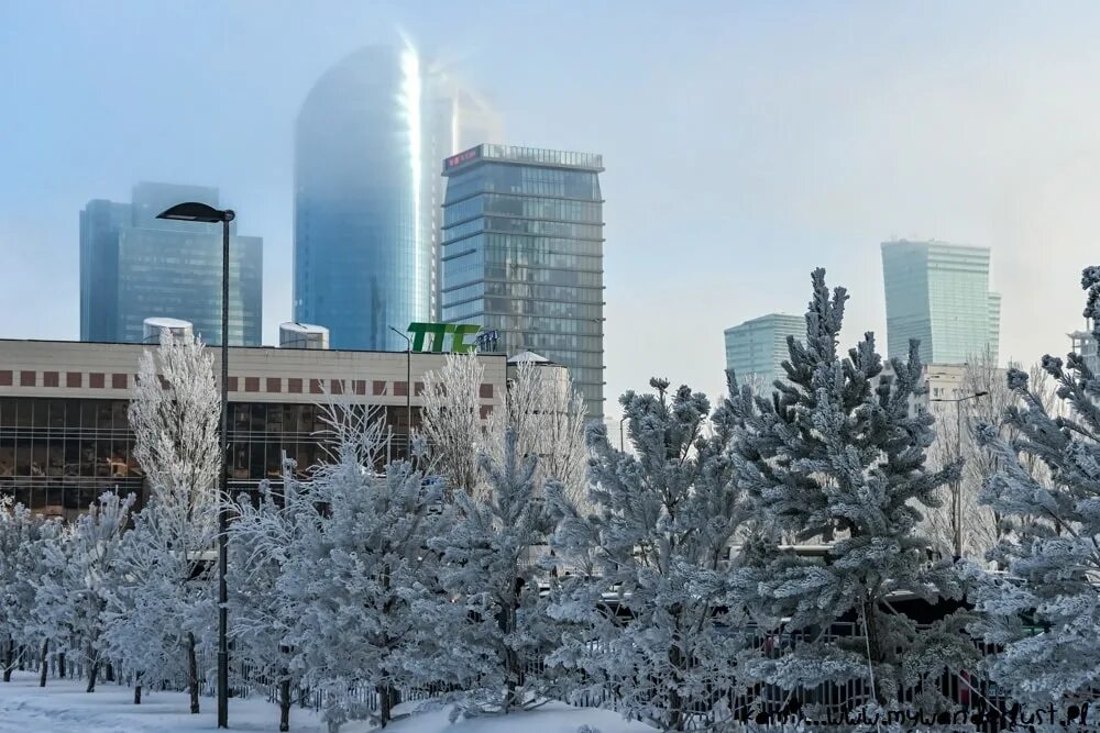 Астана январь. Астана зима. Астана столица Казахстана зимой. Астана зима 2022. Байтерек 2022 Астана.