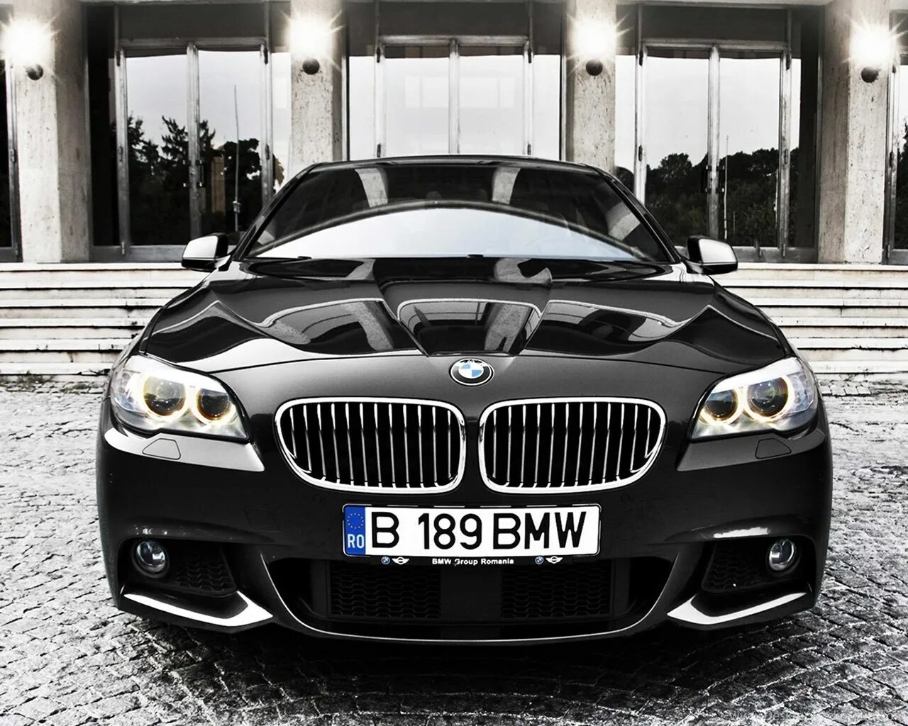 Включи бмв 5. BMW. Машина BMW. BMW m5 f10. Фото BMW.