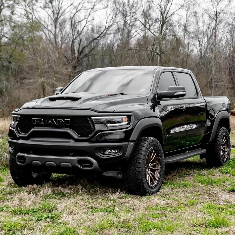 Hennessey переделал пикап Ram в 1000-сильный внедорожник :: Autonews