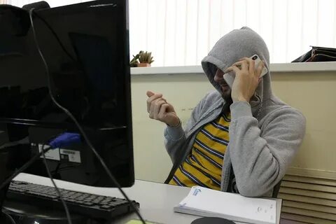 Звонок сотрудника банка
