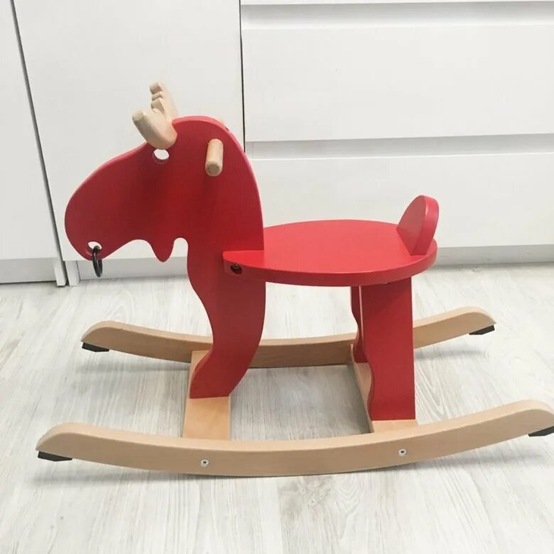 Лошадь качалка икеа. Лось качалка икеа. Детская качалка лось икеа. Лось качалка икеа. Икеевский лось качалка.