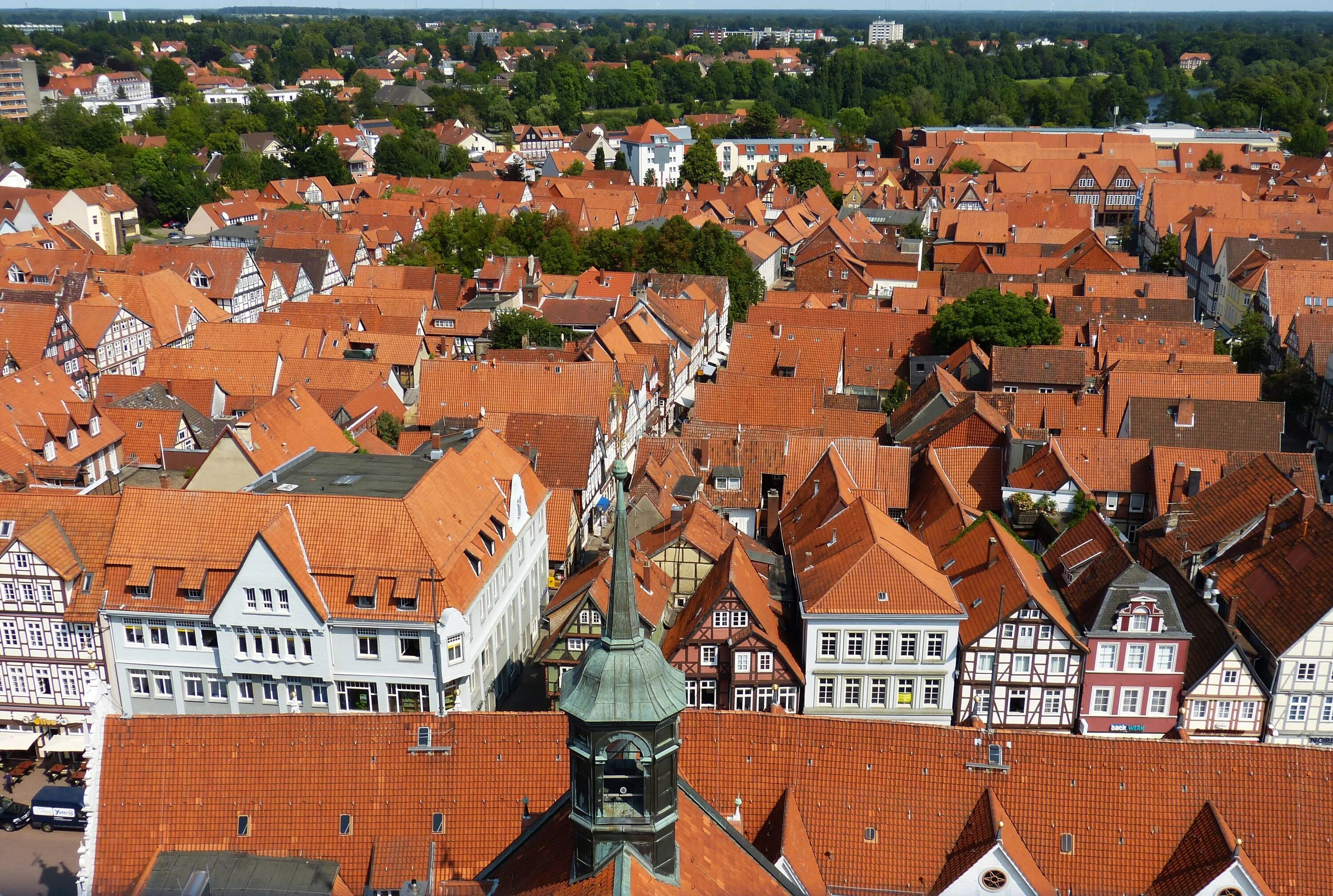 The browns the roof. Нижняя Саксония Целле. Германия город celle Niedersachsen. Нижняя Саксония столица. Фридланд (нижняя Саксония).