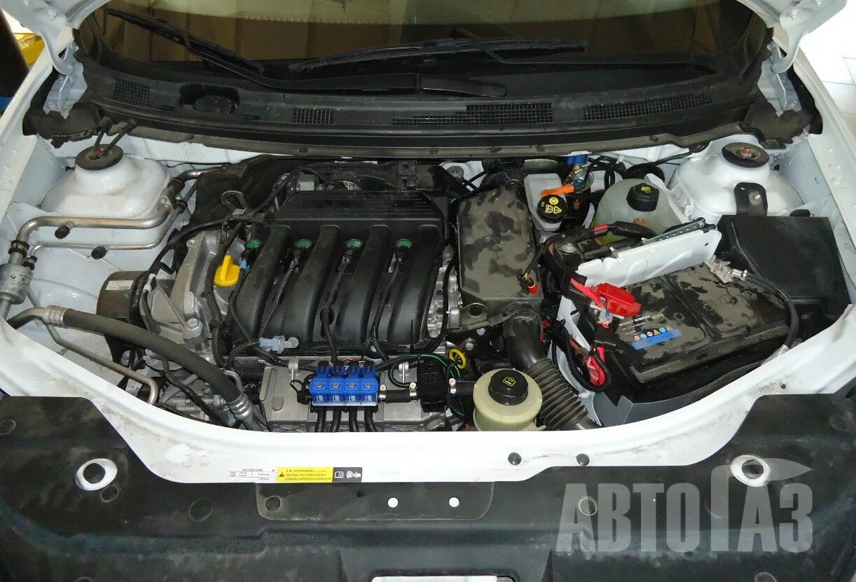 Двигатель nissan almera g 15. Nissan Almera g15 ГБО. ГБО на Альмера g15. ГБО на Ниссан Альмера g15. Ниссан Альмера g15 метан.