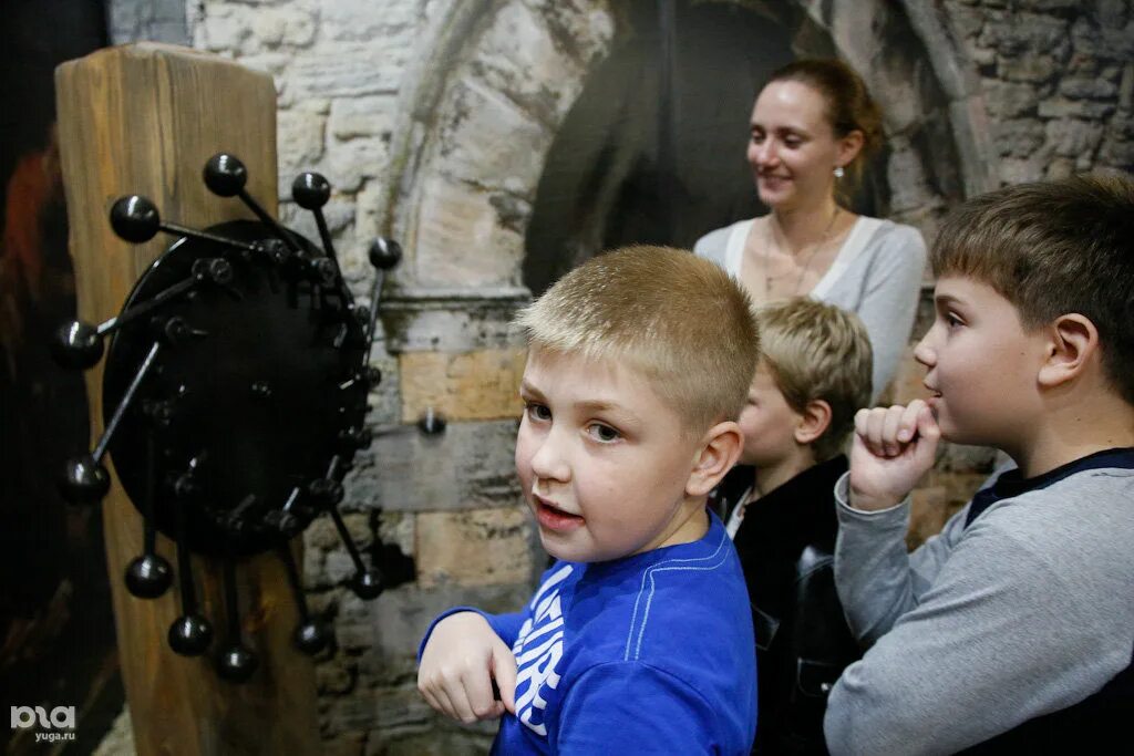 Ноосфера театр спб. Музей ноосфера. Ноосфера краснодар. Питерский театр ноосфера. Научный театр.