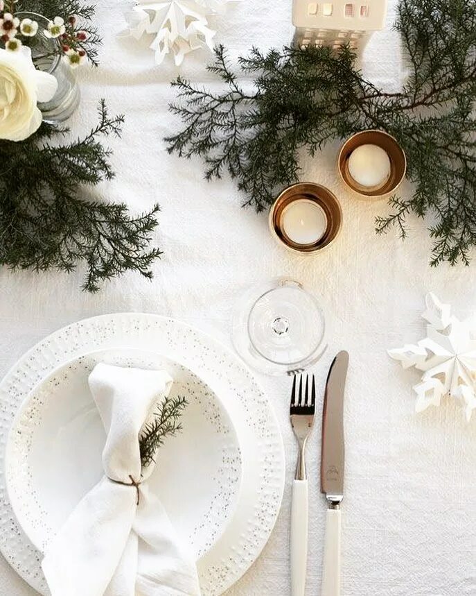 новогодние десерты. украшение новогоднего детского стола. украшение тарелки на новый год. новогодние керамические тарелки. украшение тарелки на новый год.