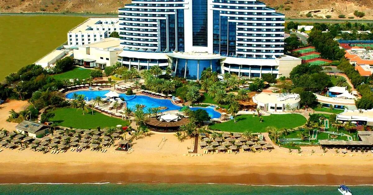 Le meridien оаэ фуджейра. Le meridien эмираты. Ле меридиан фуджейра резорт 5. Оаэ le meridien al aqah фуджейра. Ле меридиан фуджейра резорт 5.