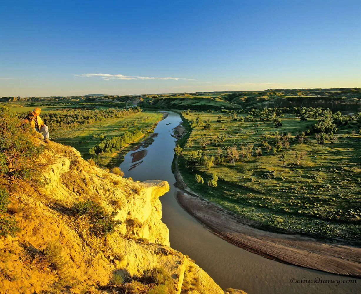 Северная Дакота Миссури. Штат Северная Дакота природа. США штат Северная Дакота река ред-Ривер. Река Миссури Северная Дакота.