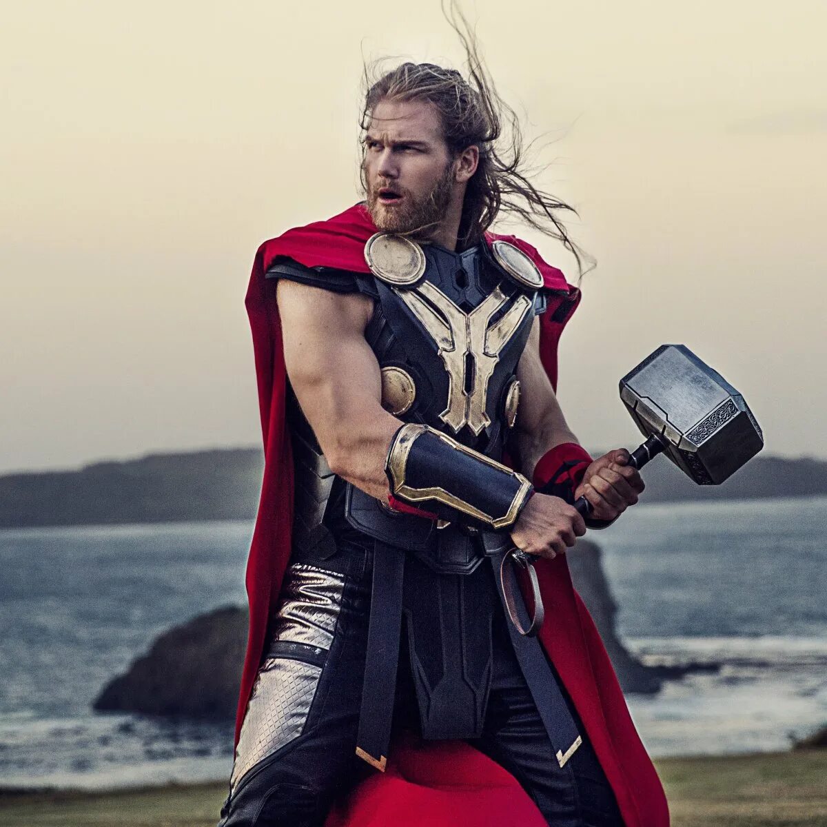 Thor 4pda. Тор киновселенная марвел. thor cosplay. крис хемсворт тор 4 фото. тор косплей.