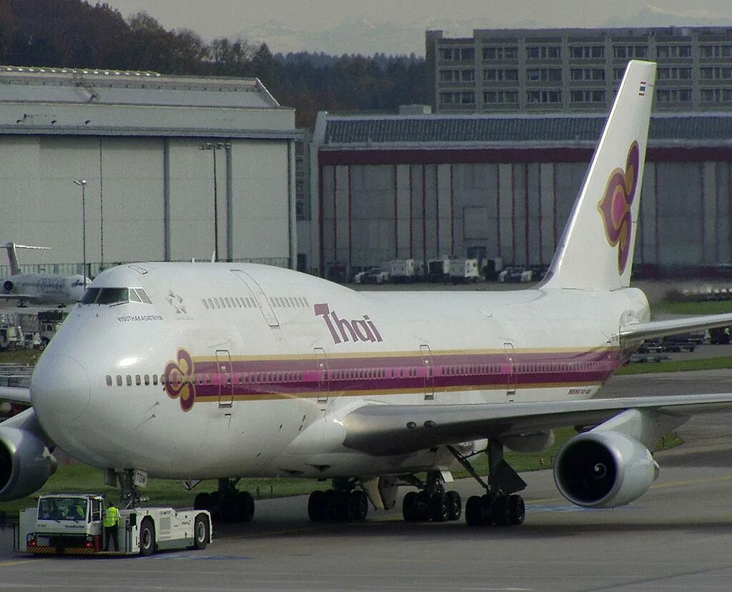 Авиалинии тайланда. Ливрея авиакомпании thai airways. Пляж аэропорт краби. Авиалинии таиланда. Пляж макао пхукет.