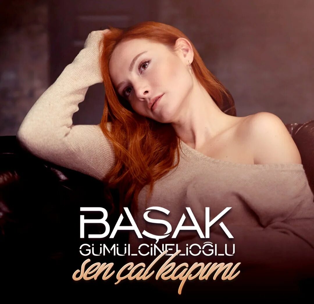 Sen çal Kapimi от Başak Gümülcinelioğlu. Basak GUMULCINELIOGLU Sen cal Kapimi. Фото bir anda (Akustik) Başak Gümülcinelioğlu. Sen çal Kapimi песня.