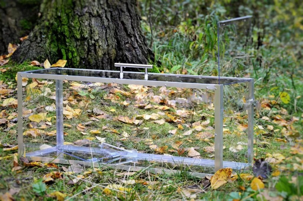 Клетка-ловушка (кошколовка). Кошколовка пластиковая. Котоловка. Котоловка. Антикошка котоловка.