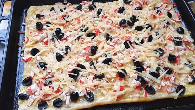 Пицца с крабовыми палочками и кукурузой eCookie.ru