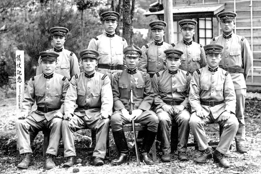Офицеры императорской армии Японии. Императорская армия Японии. Офицер японской императорской армии.