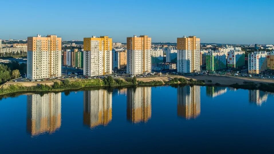 Жк бурнаковский нижний. Бурнаковский район Нижний Новгород. Микрорайон Бурнаковский Нижний Новгород. ЖК Бурнаковская Нижний Новгород. Улица Бурнаковская Нижний Новгород.