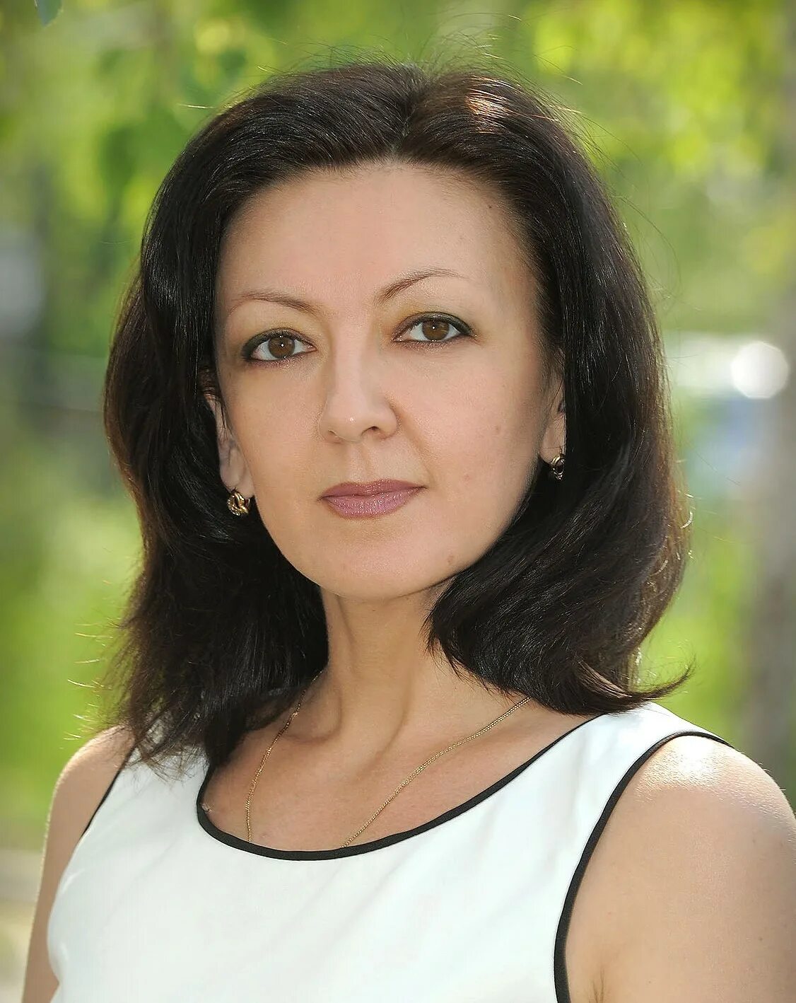 Директор адымнар казань. Директор 165 школы. Школа 165 екатеринбург. Директор 165 школы. Шамсутдинов директор школы адымнар.