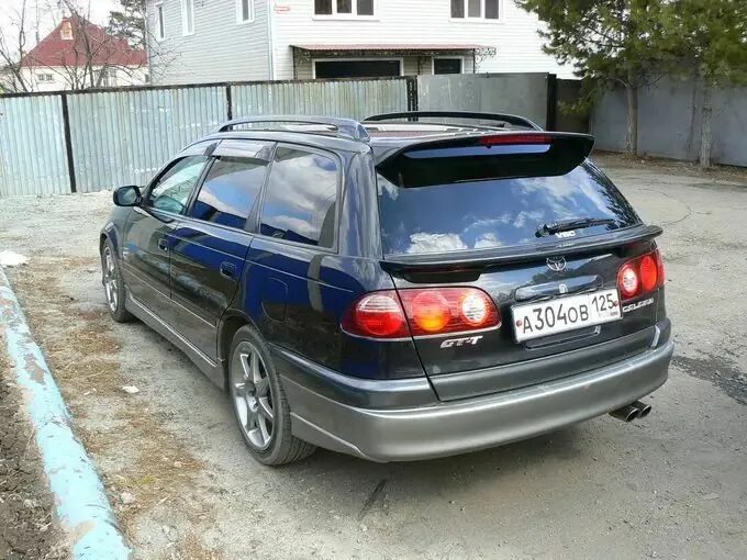 Тойота калдина не работает. Тойота Caldina 1998. Toyota Caldina 1998. Тойота Калдина 1998 полный привод. Toyota Caldina, 1998 г/в.