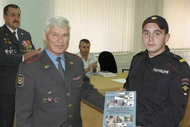 Форма рт. Форма рт охрана. росгвардия саратов. вневедомственная охрана рт. начальник приволжского федерального округа вневедомственной охраны.
