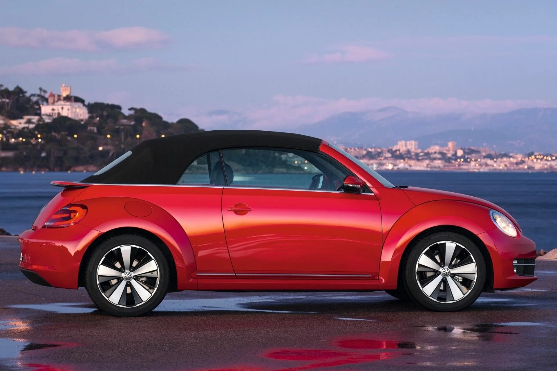 Volkswagen Beetle Cabriolet 2012. VW Beetle Cabrio. VW Beetle Cabriolet. Фольксваген Жук 2015 кабриолет