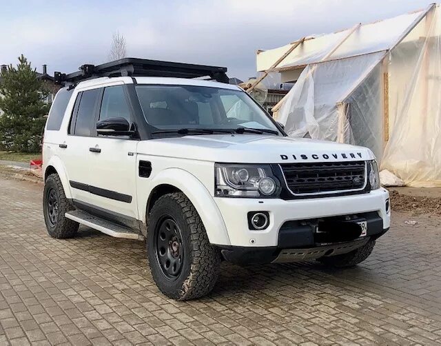 Колеса ленд ровер дискавери. Land Rover Discovery 4 White. Ленд Ровер Дискавери 4 белый. Land Rover Discovery 3 диски. Ленд Ровер Дискавери 2008.