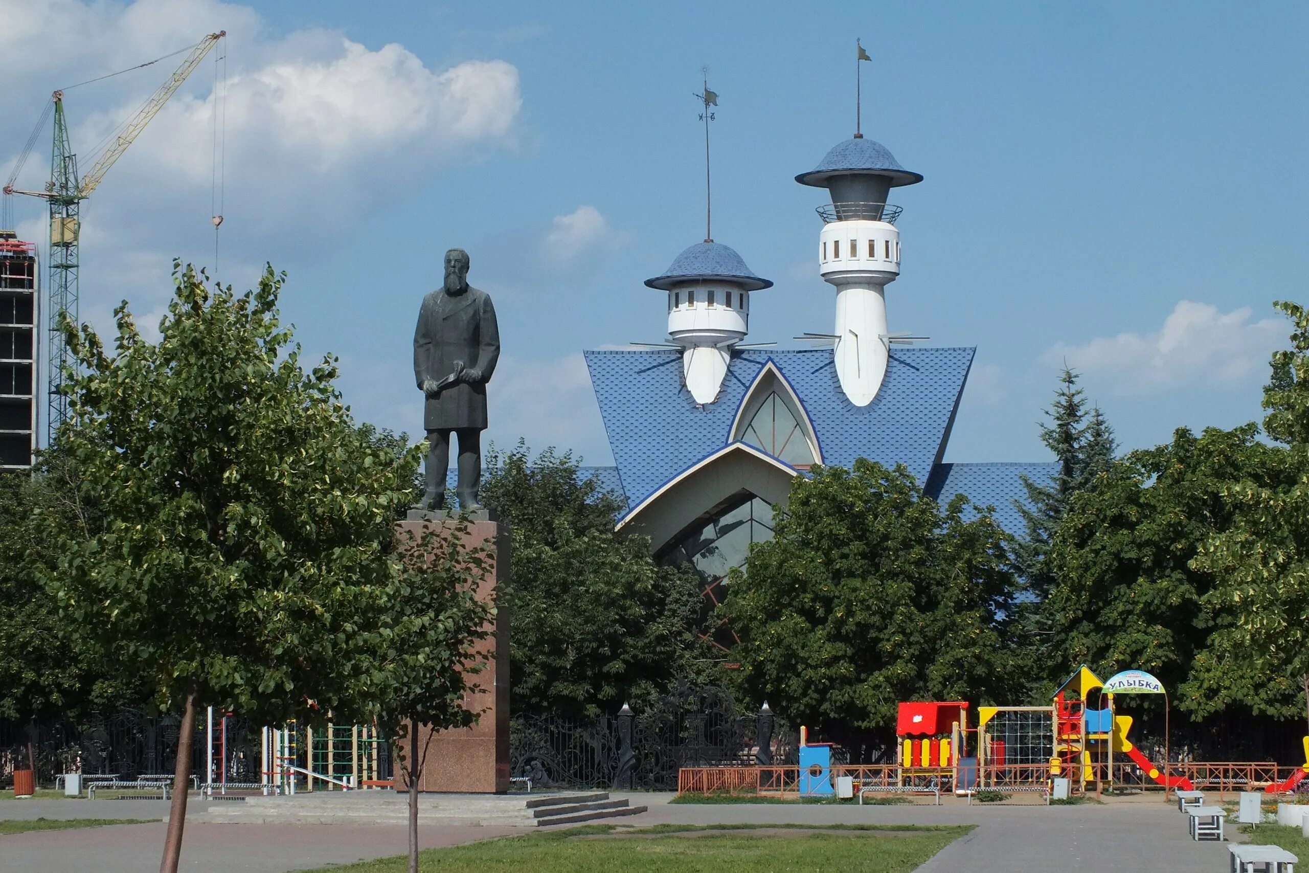 Г Энгельс Саратовская область. Город Энгельс города Саратовской области. Достопримечательности города Энгельса Саратовской области. Энгельс центр города.