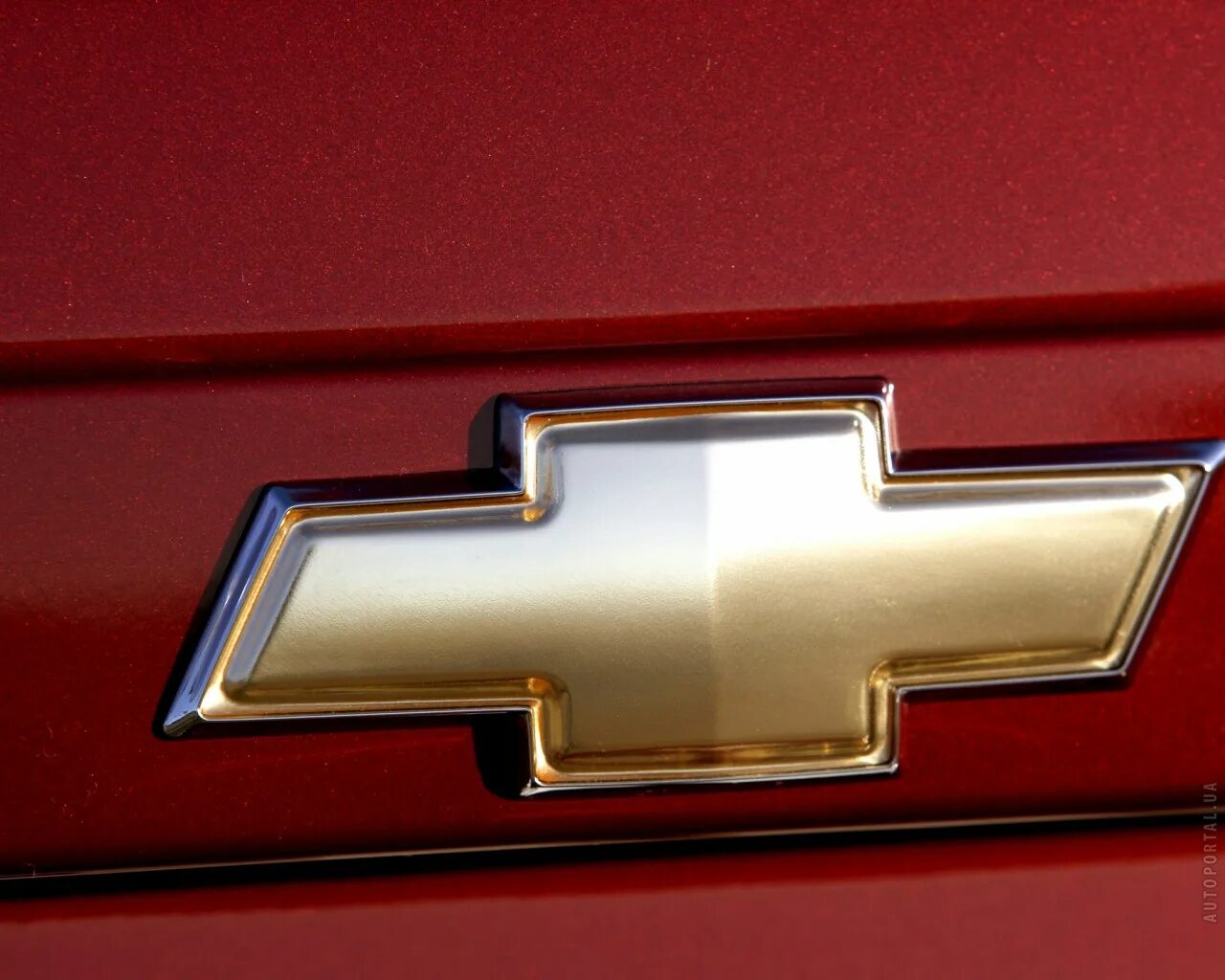 Машина знак крест. Chevrolet Lacetti logo. Значок марки Шевроле Лачетти. Эмблема Шевроле Кадиллак. Car logo Chevrolet Lacetti.