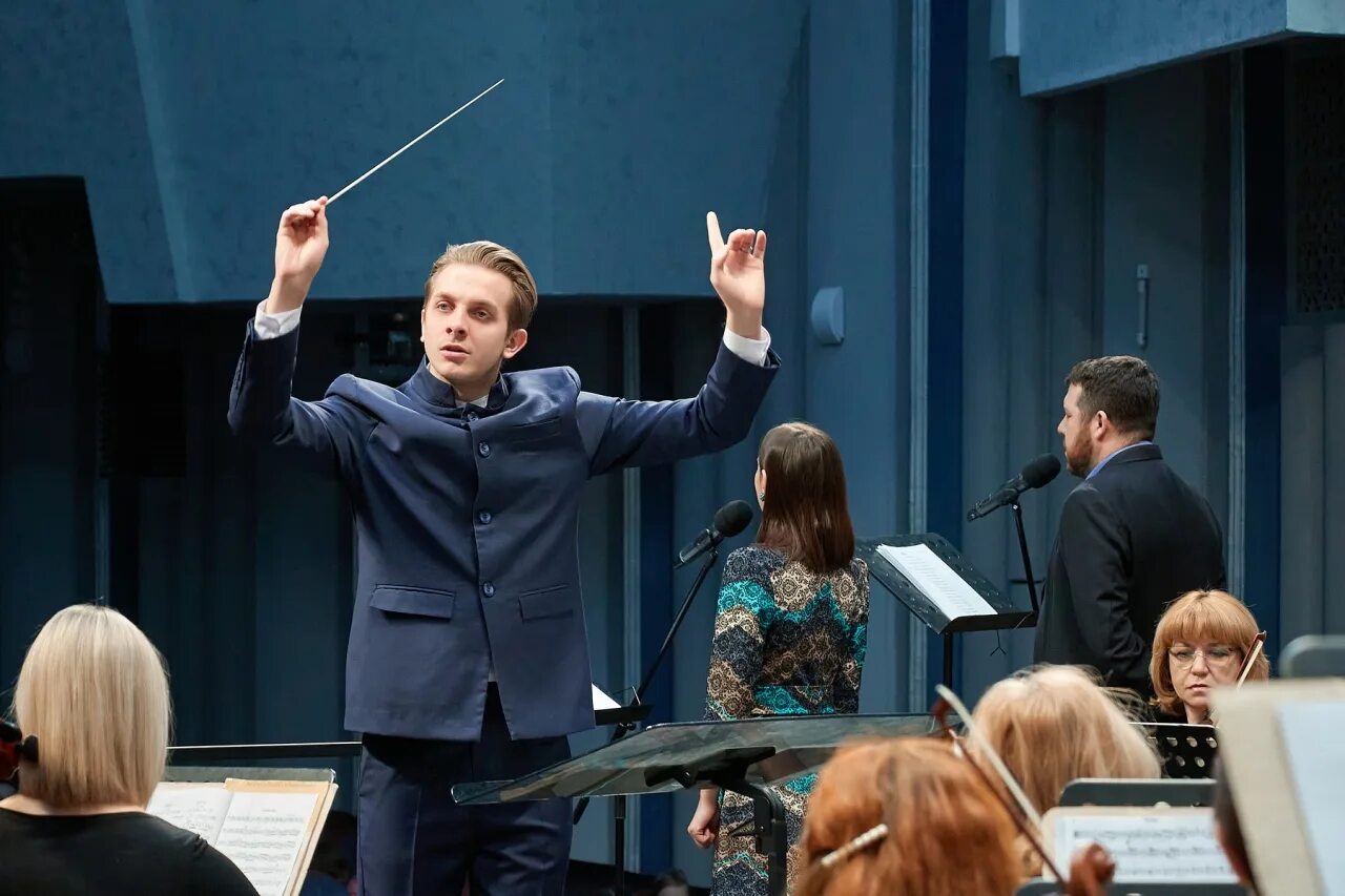 Шабалин кемерово филармония. Филармония кузбасса. Квартетный вест. Филармония кузбасса 2023 афиша. Мария лобецкая органистка.