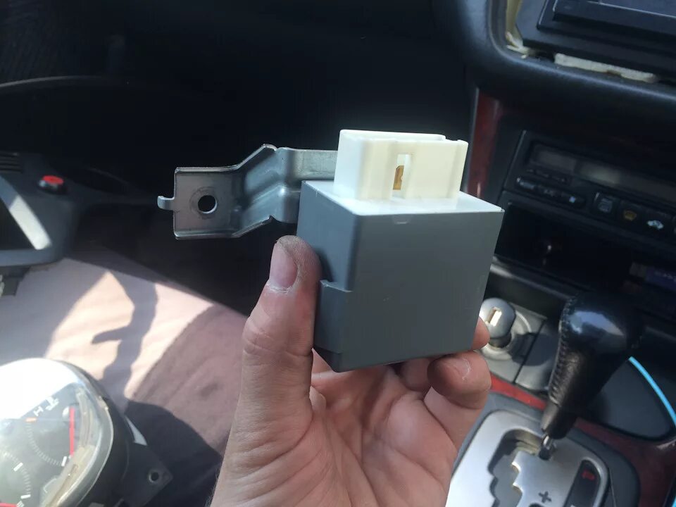 Майн реле хонда аккорд где находится How To Test The Main Relay on Your Honda Honda accord, Motorcycle wiring, Honda